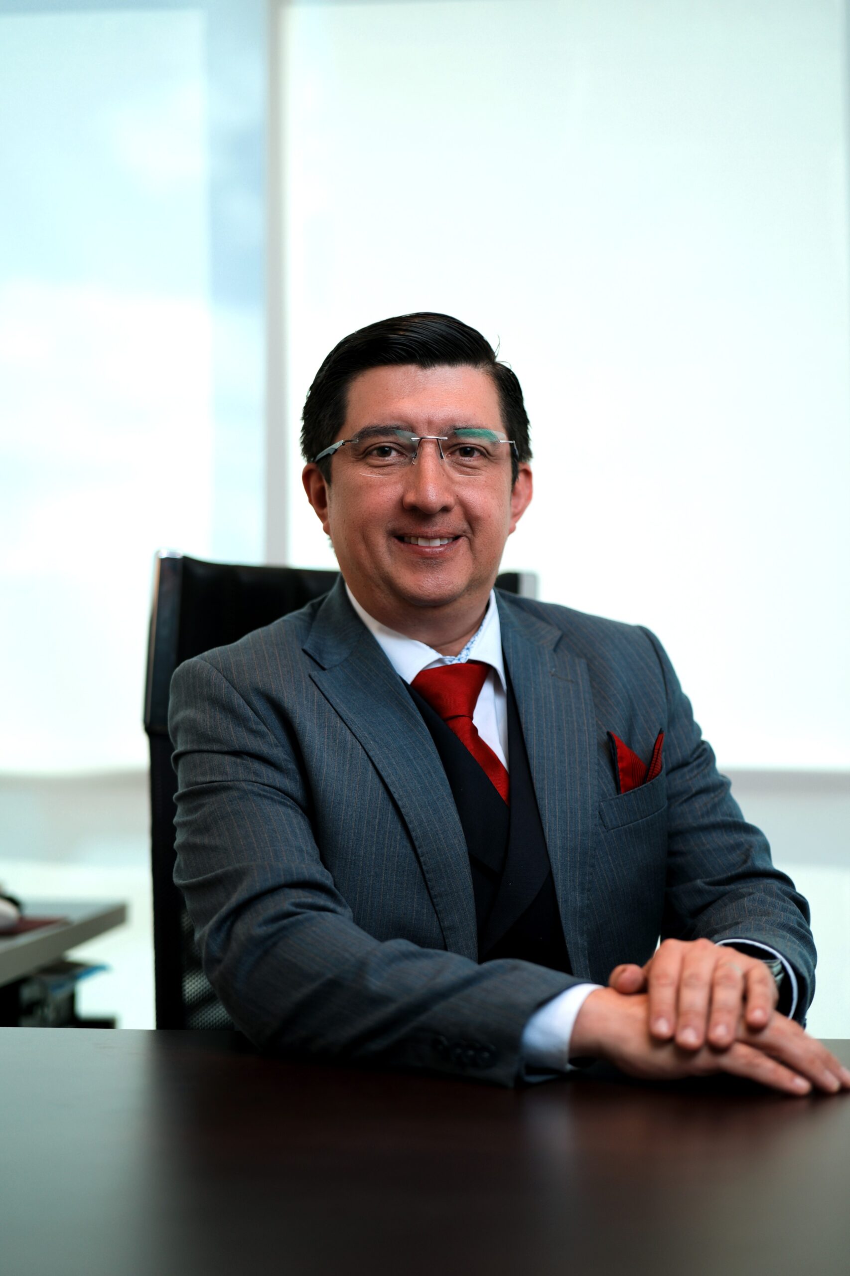 Dr. Jorge Ider Salgado Miranda